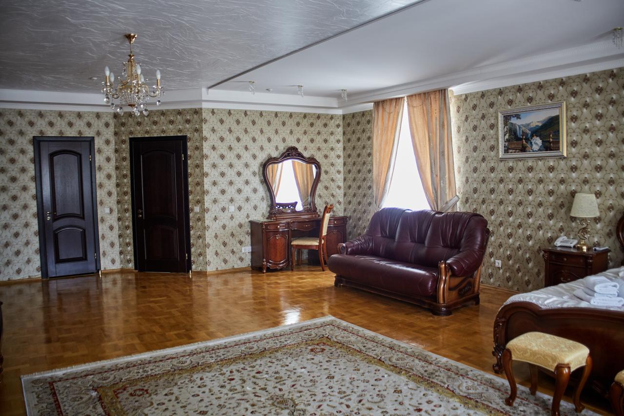 ترنوبل Garden Hall المظهر الخارجي الصورة